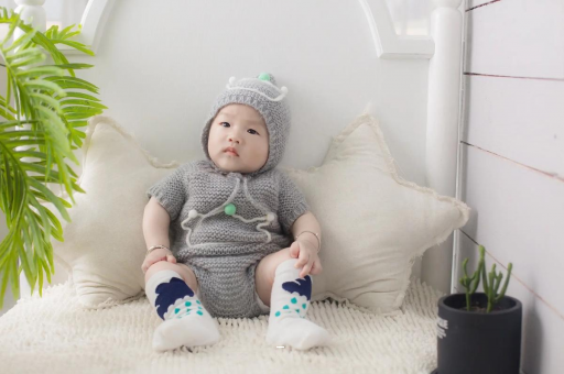 中国香港七个月宝宝脚长 中国香港七个月宝宝脚长