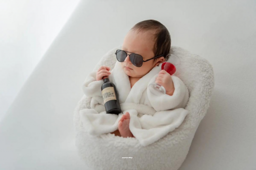 中国香港六个月的宝宝发育标准